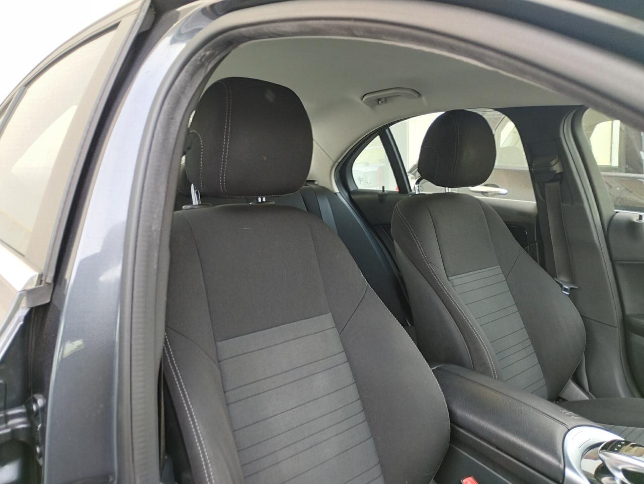 Mercedes-benz C 180 d Auto Exclusive