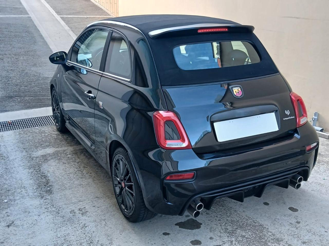 Abarth 695 C 1.4 Turbo T-Jet 180 CV