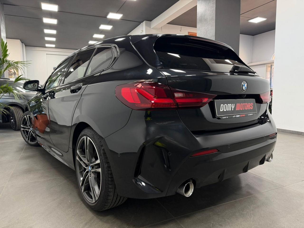 Bmw 118 118d 5p. Msport