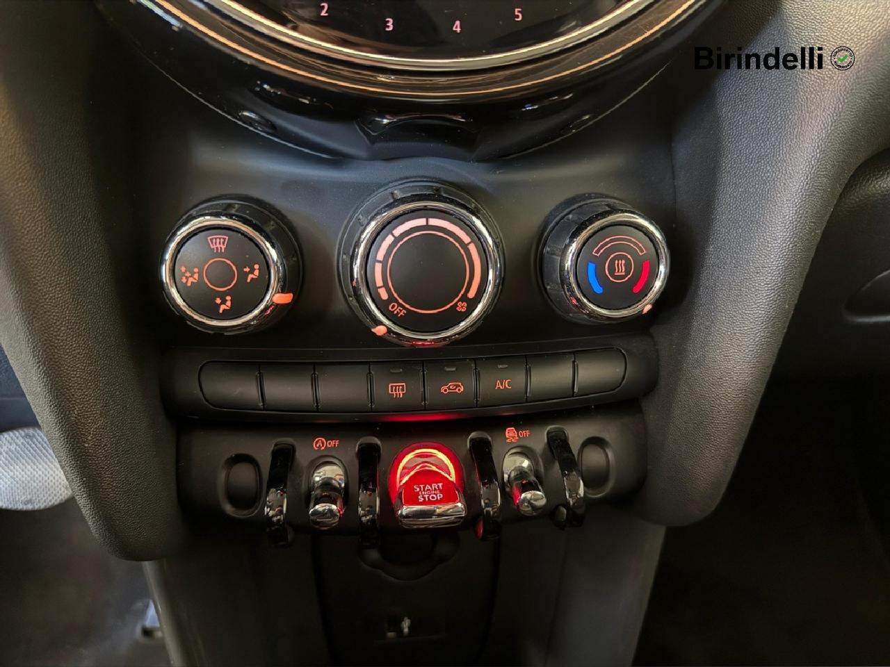 MINI Mini 4ª serie (F56) - Mini 1.5 Cooper Business