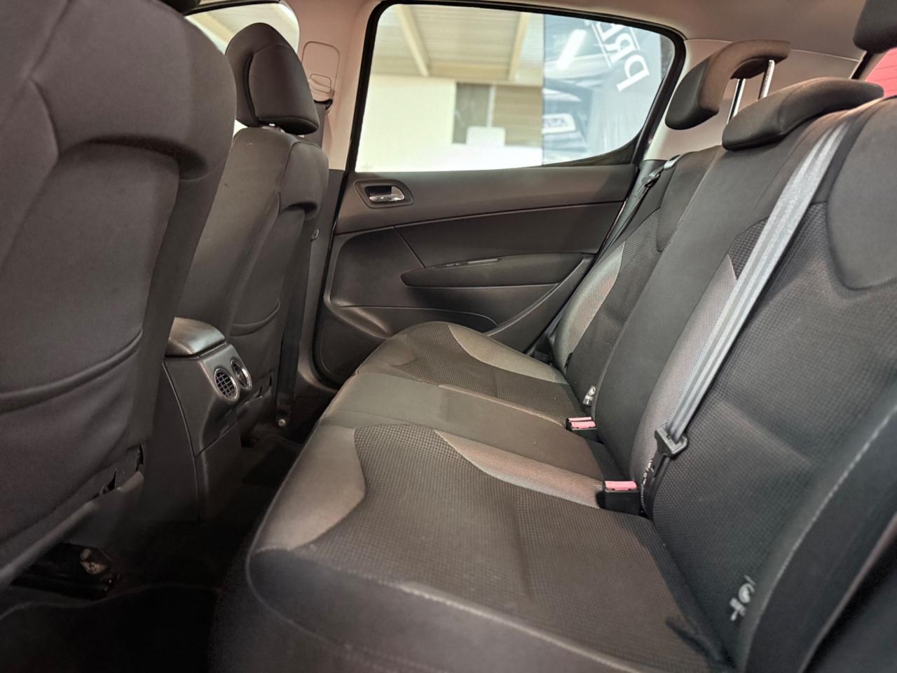 Peugeot 308 1.6 HDi 90CV FAP 5p. Comfort