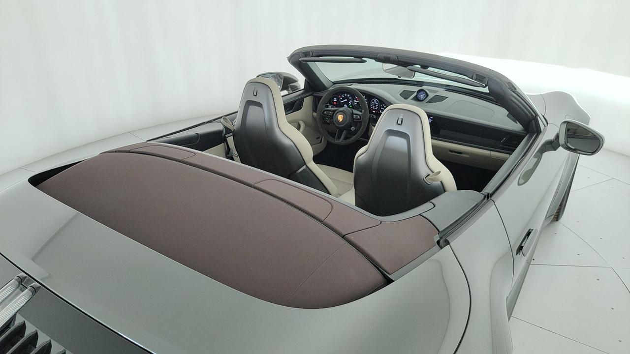 PORSCHE 911 Cabrio 3.0 Carrera 4 GTS auto