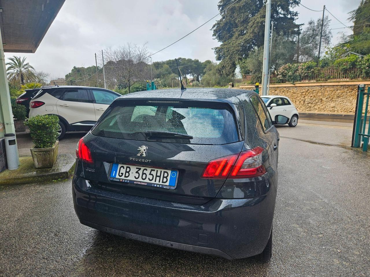 Peugeot 308 BlueHDi 100 S&S Business