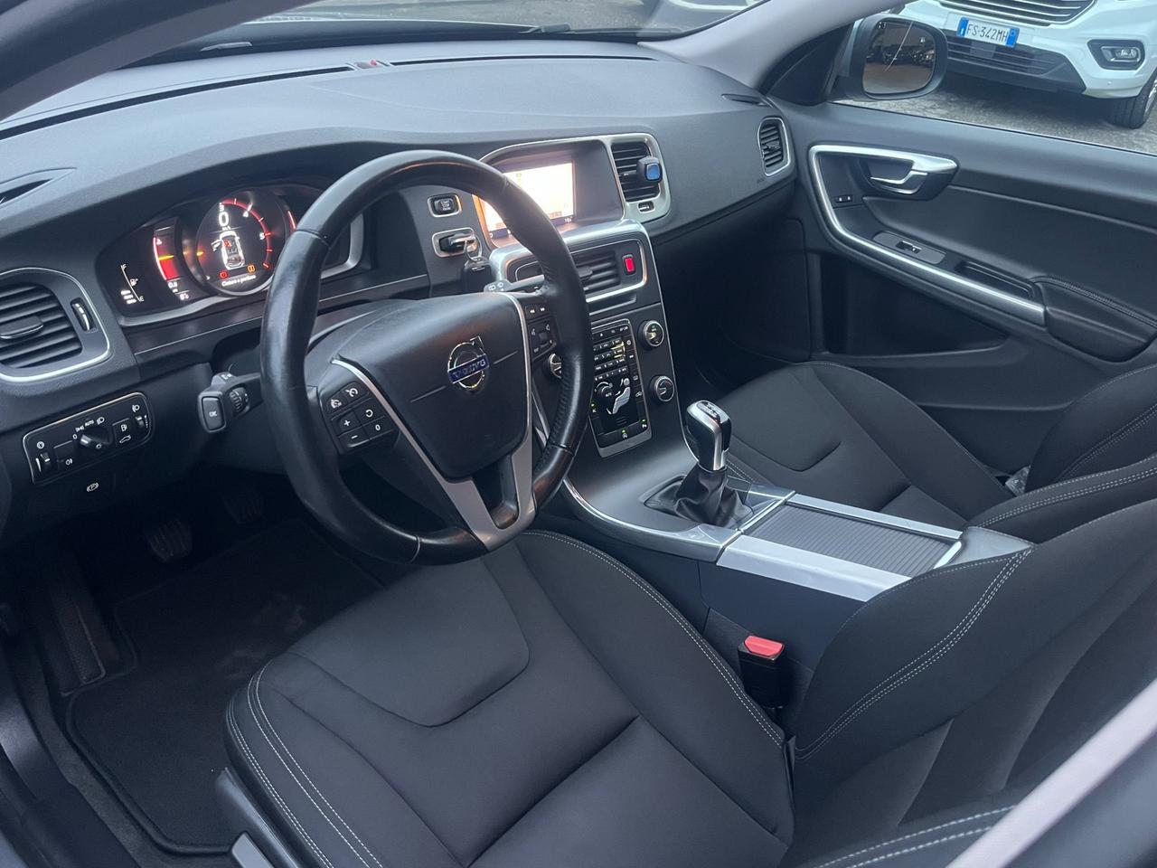 Volvo V60 D2 Kinetic Euro 6