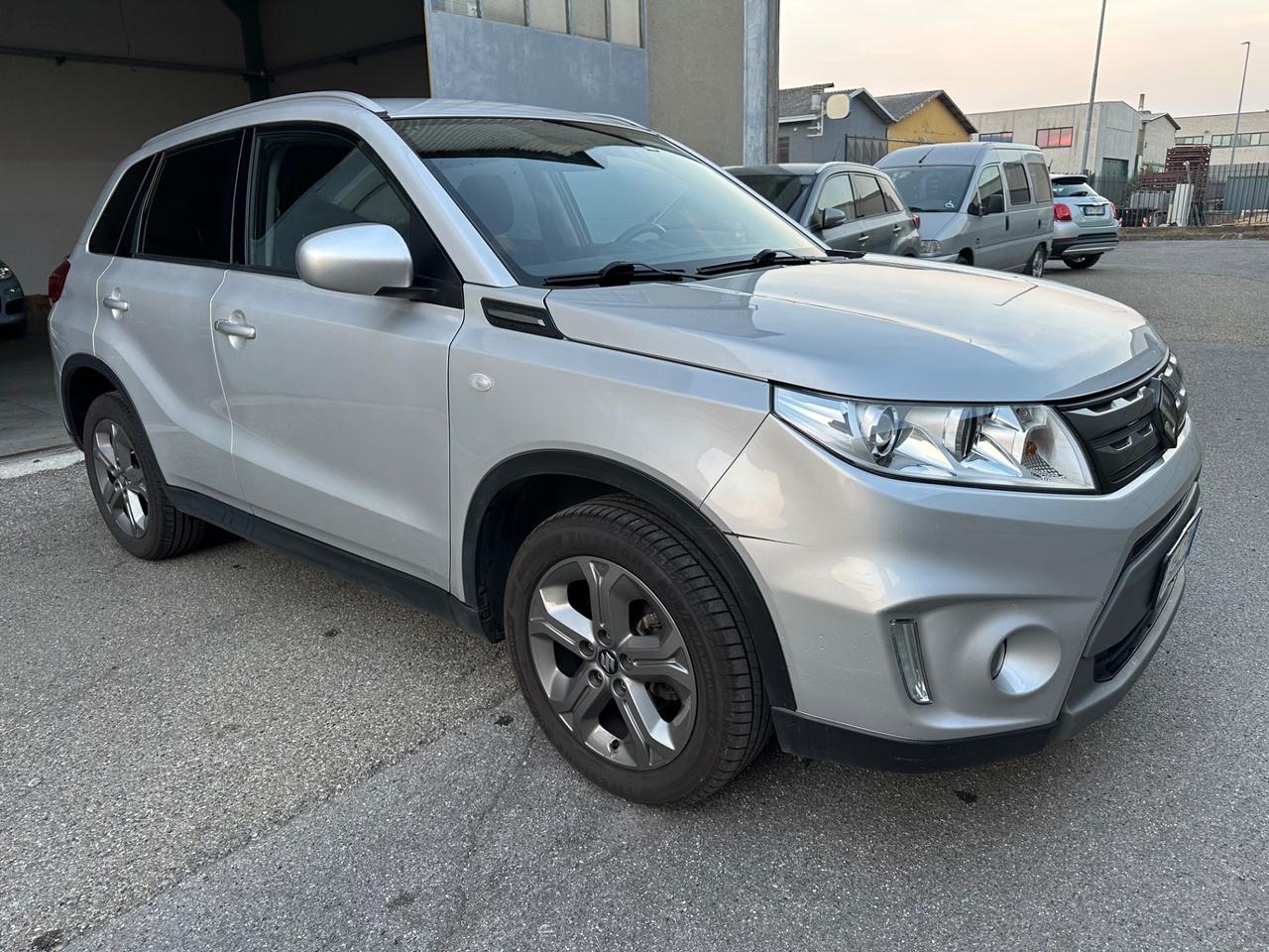 SUZUKI VITARA V -top