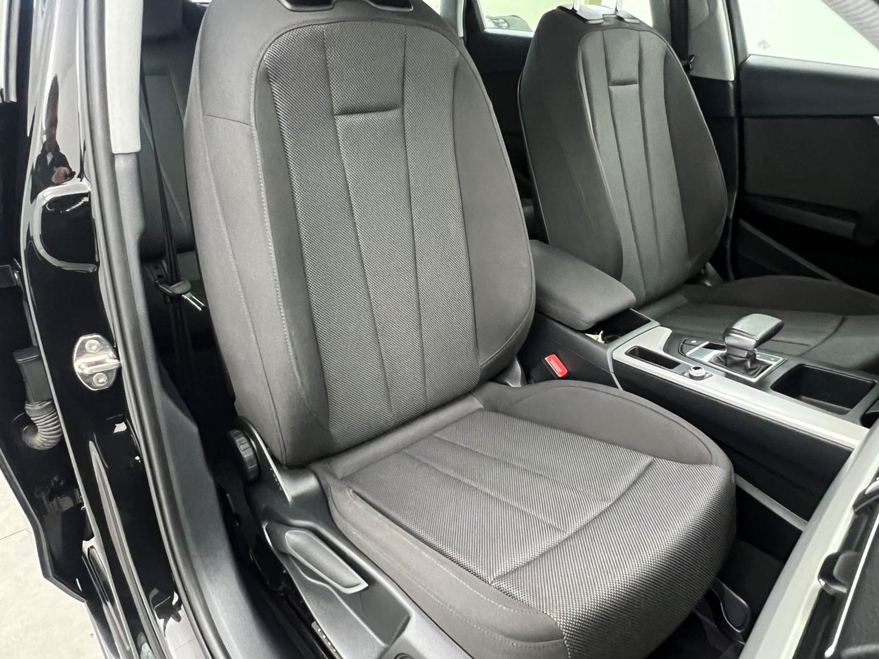 AUDI A4 V 2019 Avant A4 Avant 40 2.0 tdi mhev Business 204cv s-tronic