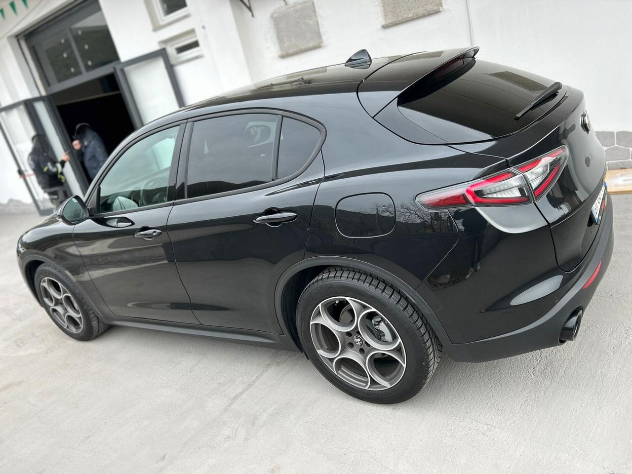 Alfa Romeo Stelvio 2.2 Turbodiesel 160 CV AT8 RWD Sprint