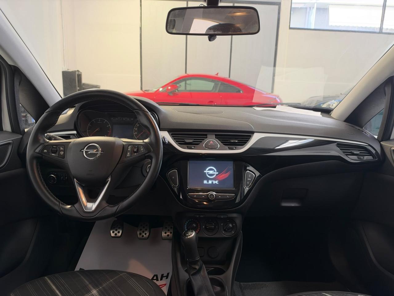 Opel Corsa 1.2 5 porte b-Color