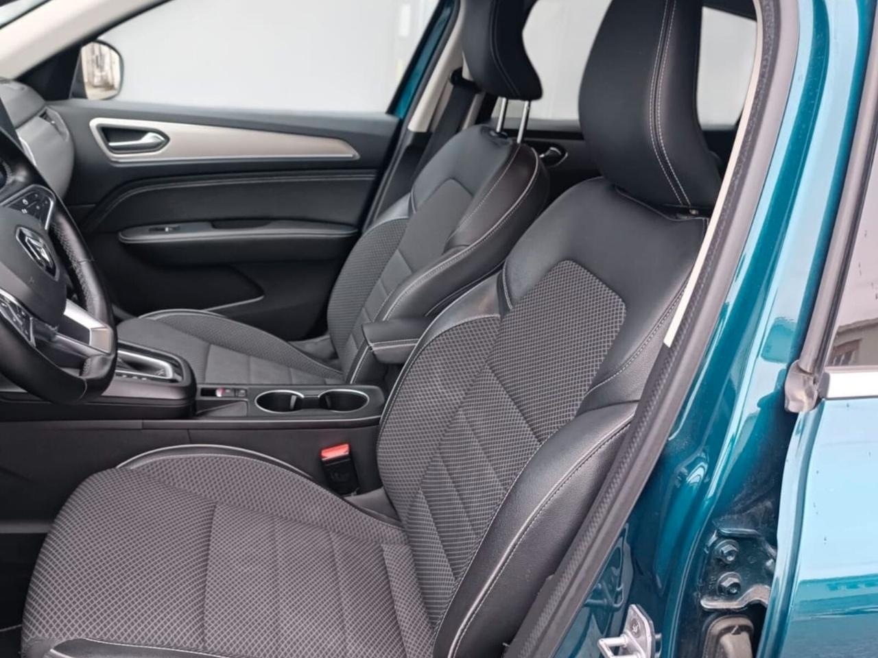 Renault Arkana 1.6 E-Tech full hybrid Intens 145cv