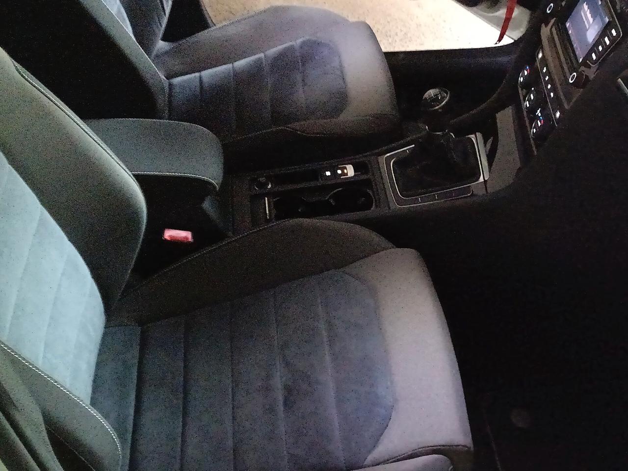 Volkswagen Golf Business 2.0 TDI 5p. Highline BlueMotion Technology