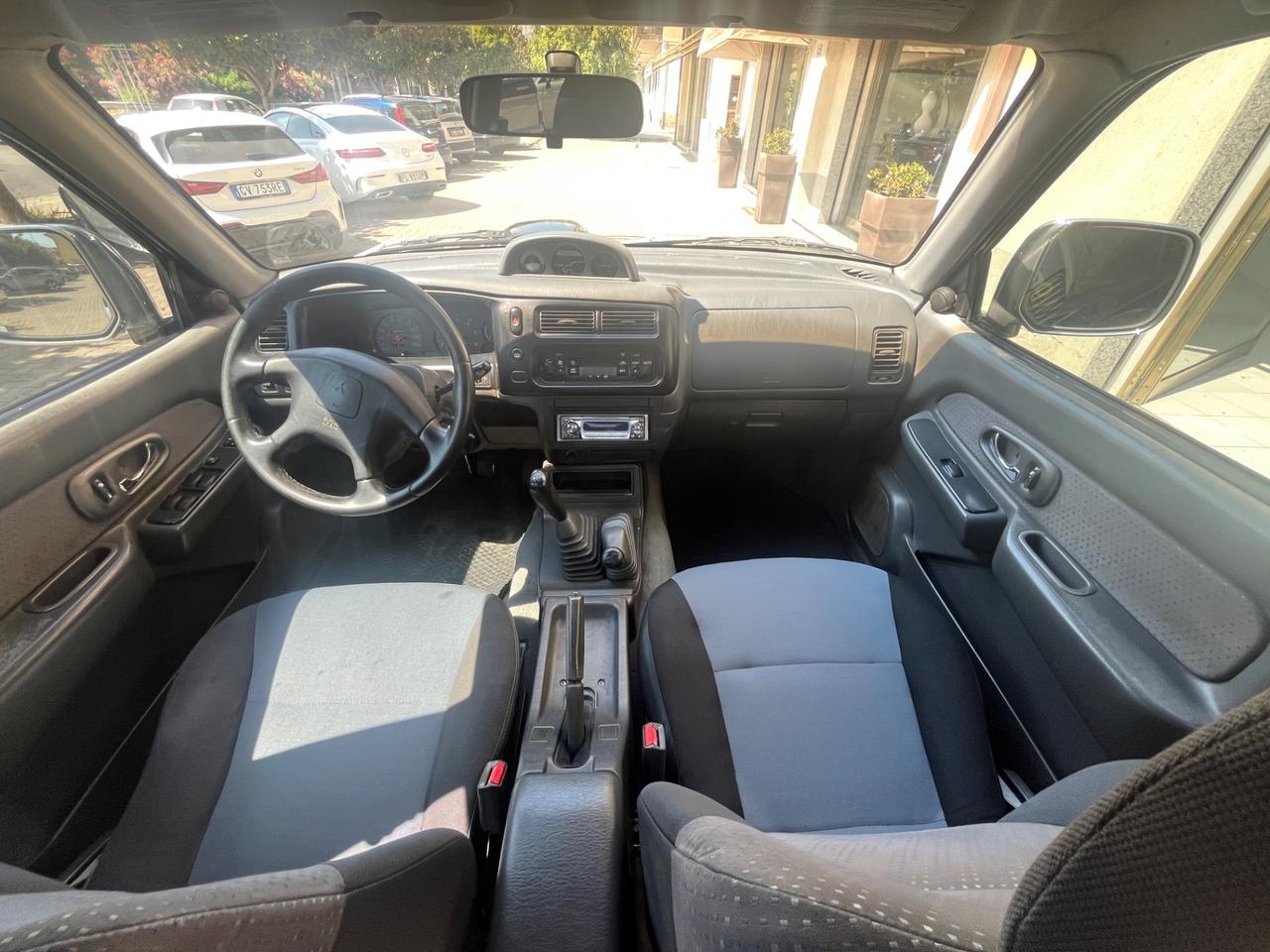 Mitsubishi L200 2.5 TDI 4WD Club Cab Pup. GLS Targ.