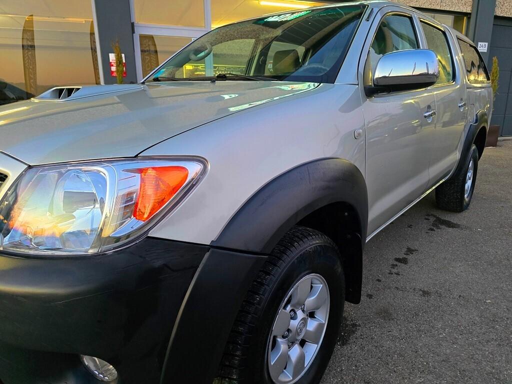 Toyota Hilux 3.0 D-4D 171CV IN PERFEZIONE TOTALE!