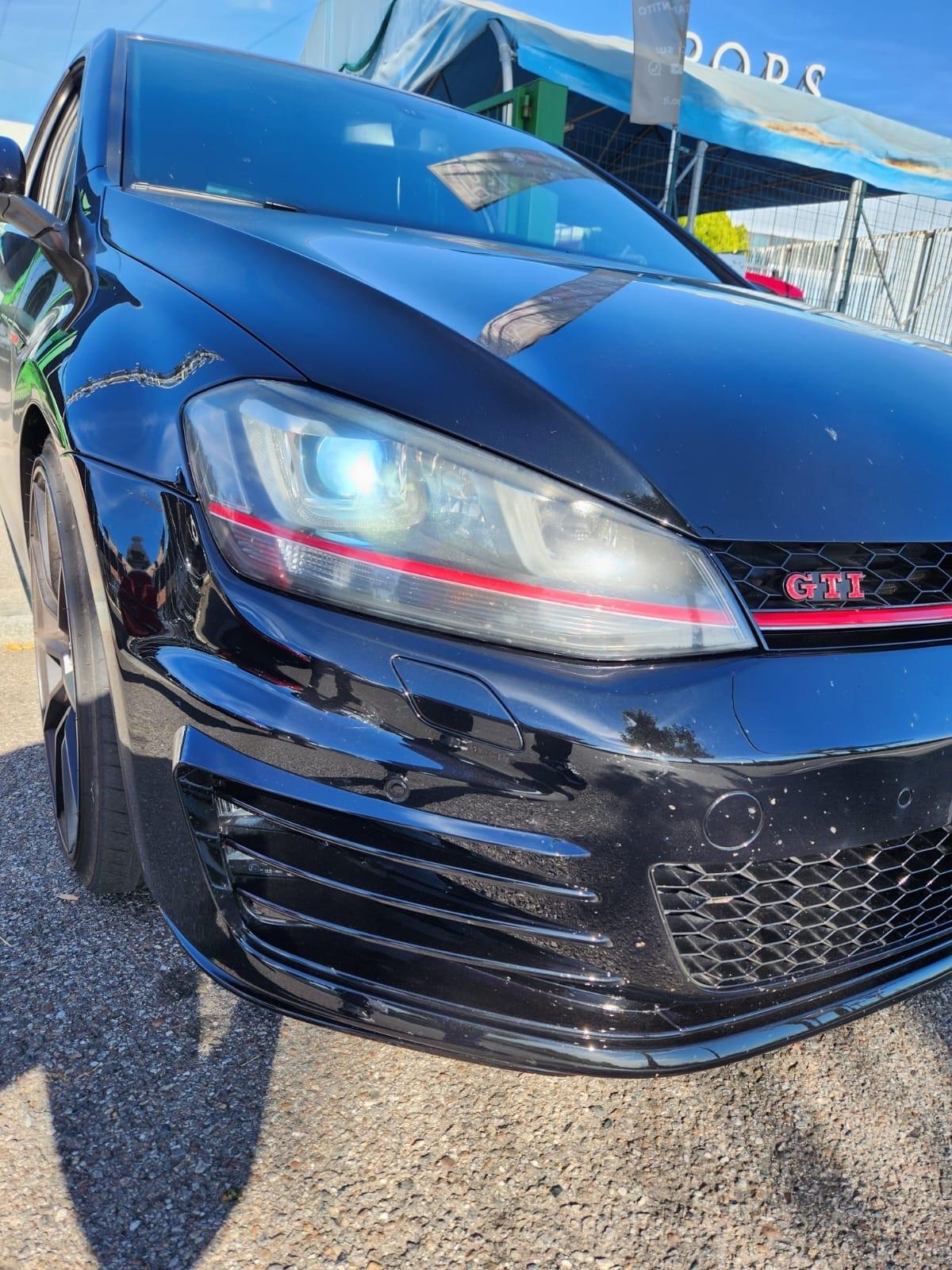 Volkswagen Golf GTI Performance 2.0 TSI DSG 5p. BlueMotion Technology