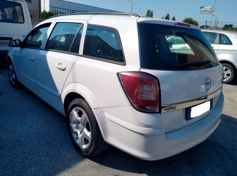 Opel Astra 1.7 CDTI 110CV S.W. AUTOCARRO