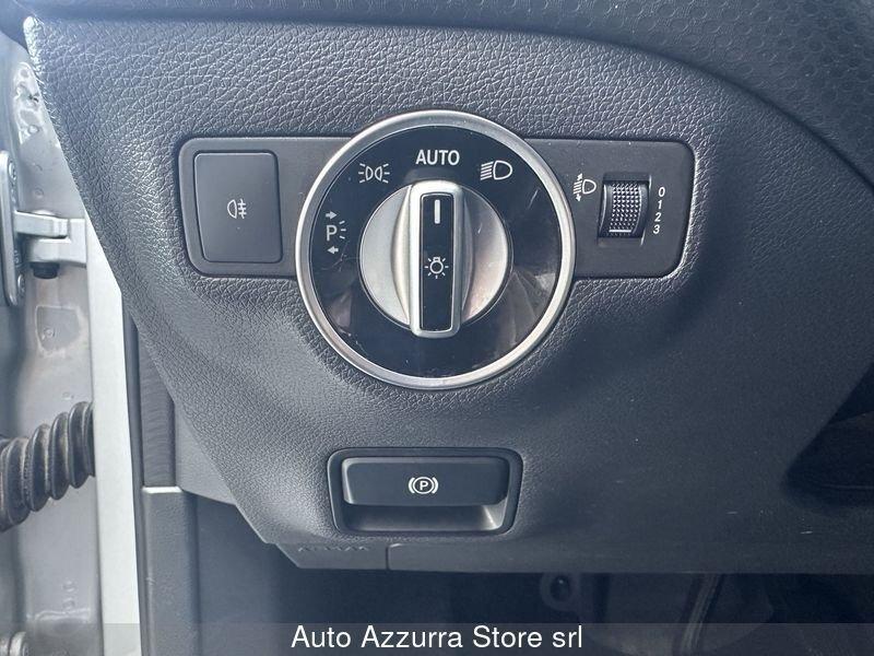 Mercedes-Benz Classe A A 220 d Business 177cv auto *17'', HARMAN KARDON, PROMO AZZURRA*