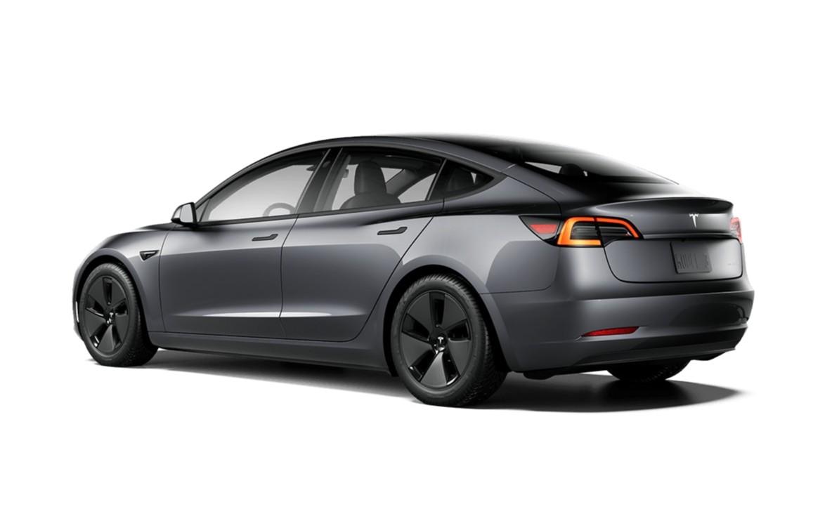 Tesla Model 3 Standard rwd Plus