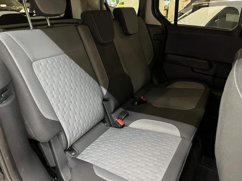 FORD Tourneo Courier 1.0 EcoBoost Powershift Titanium