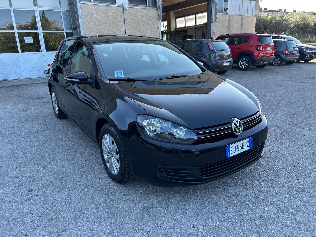 Volkswagen Golf 1.6 TDI DPF 5p