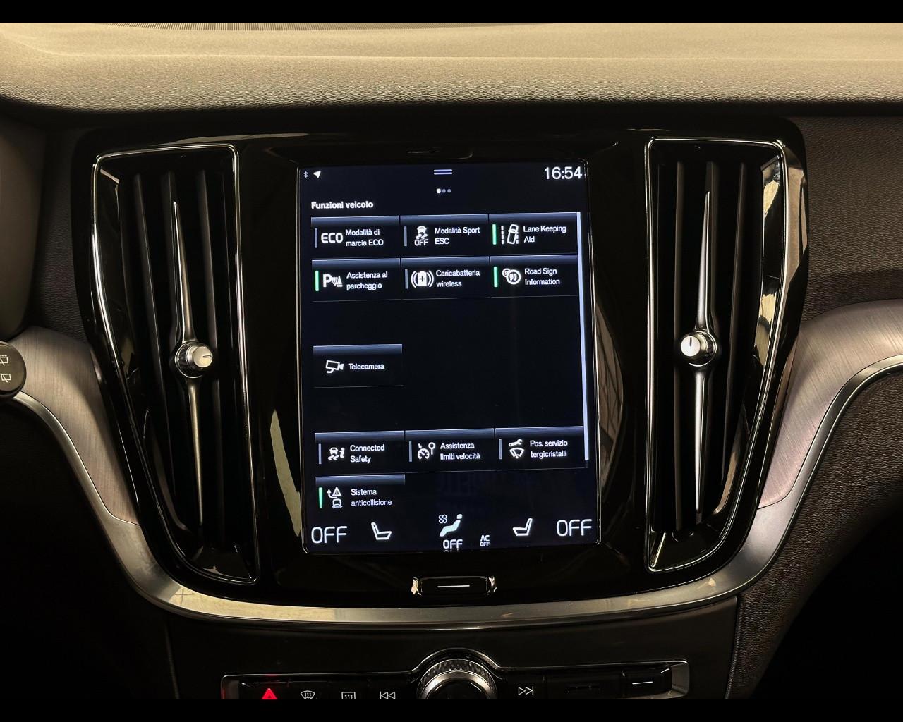 VOLVO V60 B4 (d) Geartronic Momentum Business