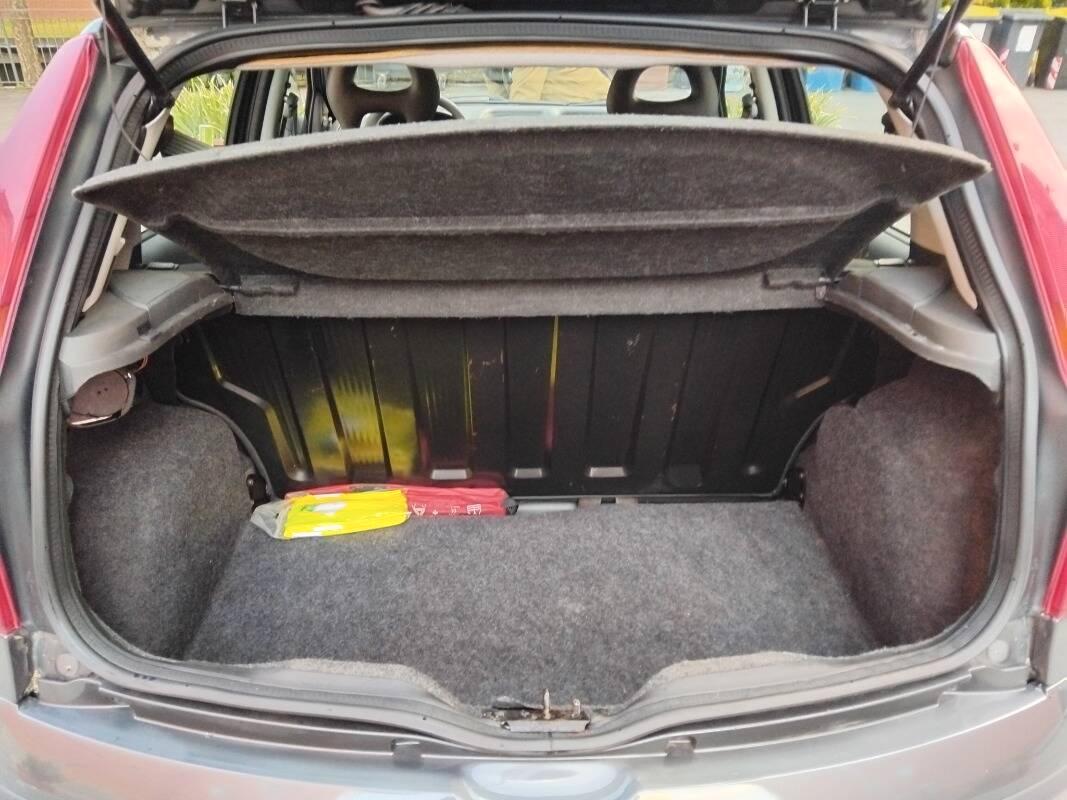 Fiat Punto Fiat Punto II 2011 1.2 Classic Active 5p