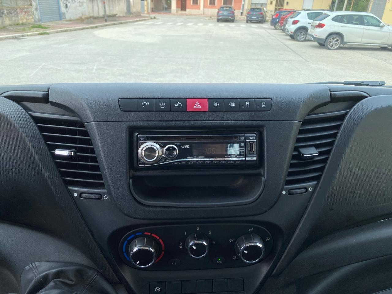 Iveco Daily 35C11 2.3 106CV RIBALTABILE