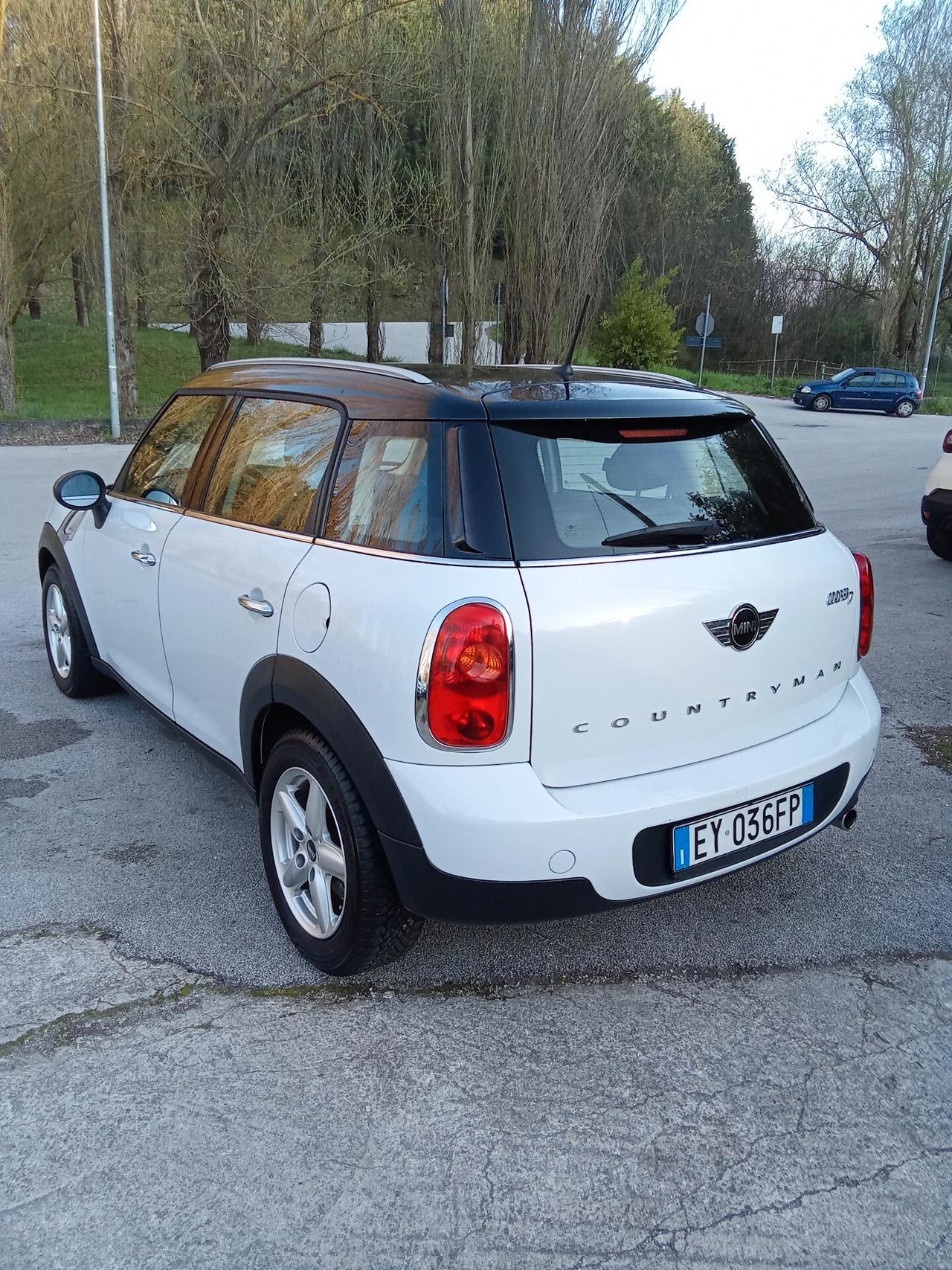 Mini Countryman 1.6 D 015