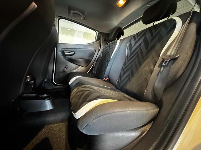 LANCIA Ypsilon 1.2 69 CV 5 porte Platinum