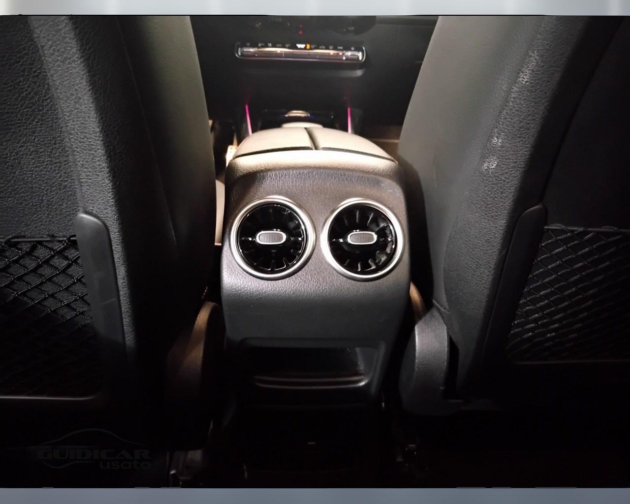 Mercedes-Benz GLB - X247 2019 - GLB 200 d Premium Easy Tech 4matic auto