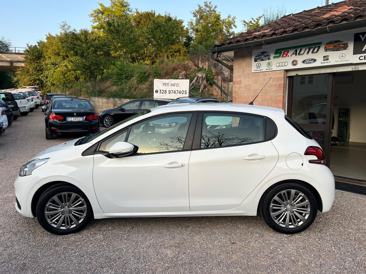Peugeot 208 PureTech 82 5 porte Active