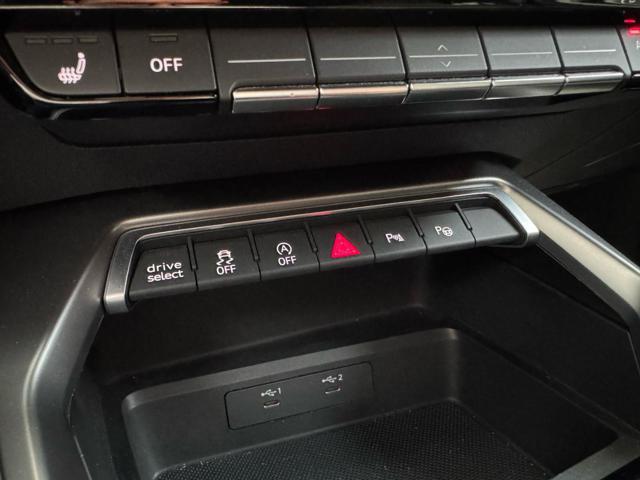 AUDI A3 SPB 30 TFSI S tronic Business Advanced