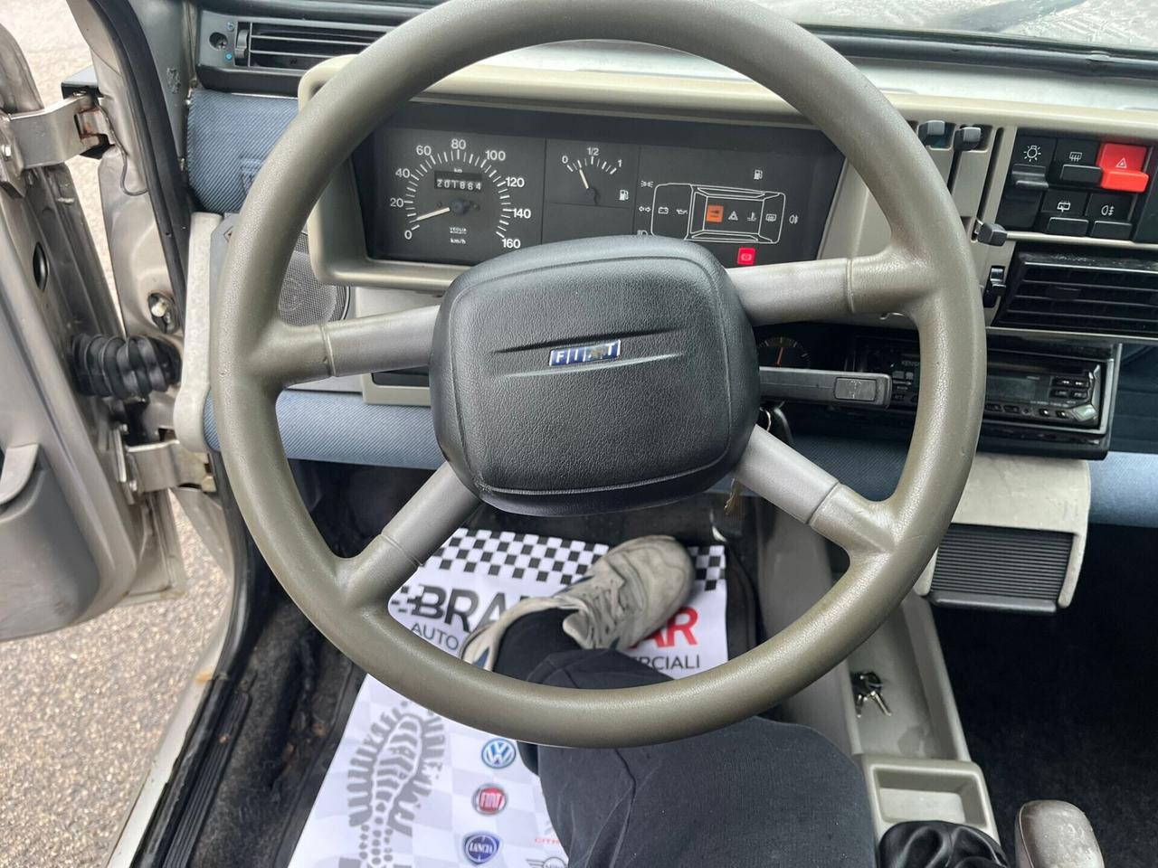 Fiat Panda 900 i.e. cat Hobby Gancio traino