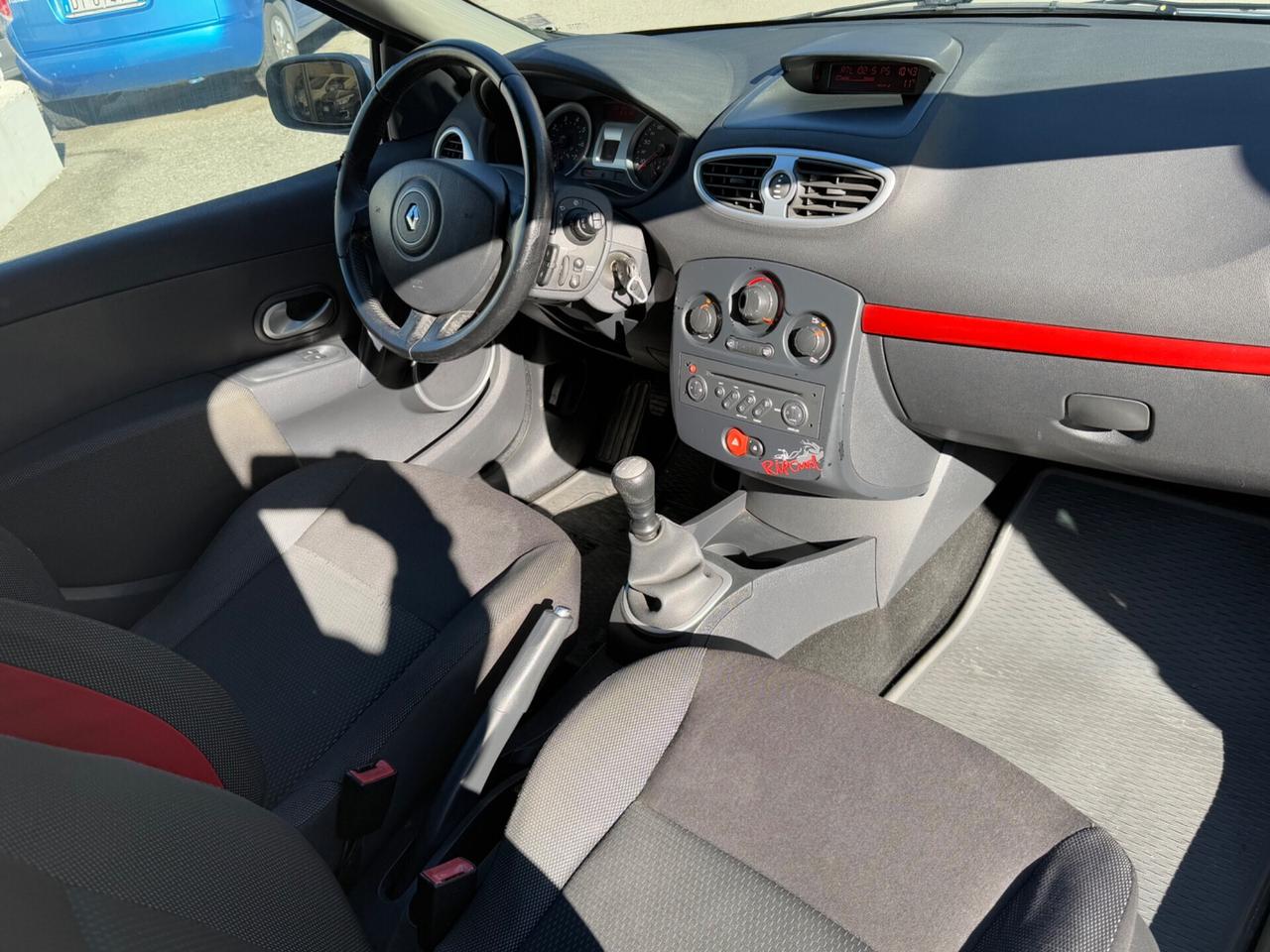 Renault Clio 1.2 16V 3 porte Rip Curl