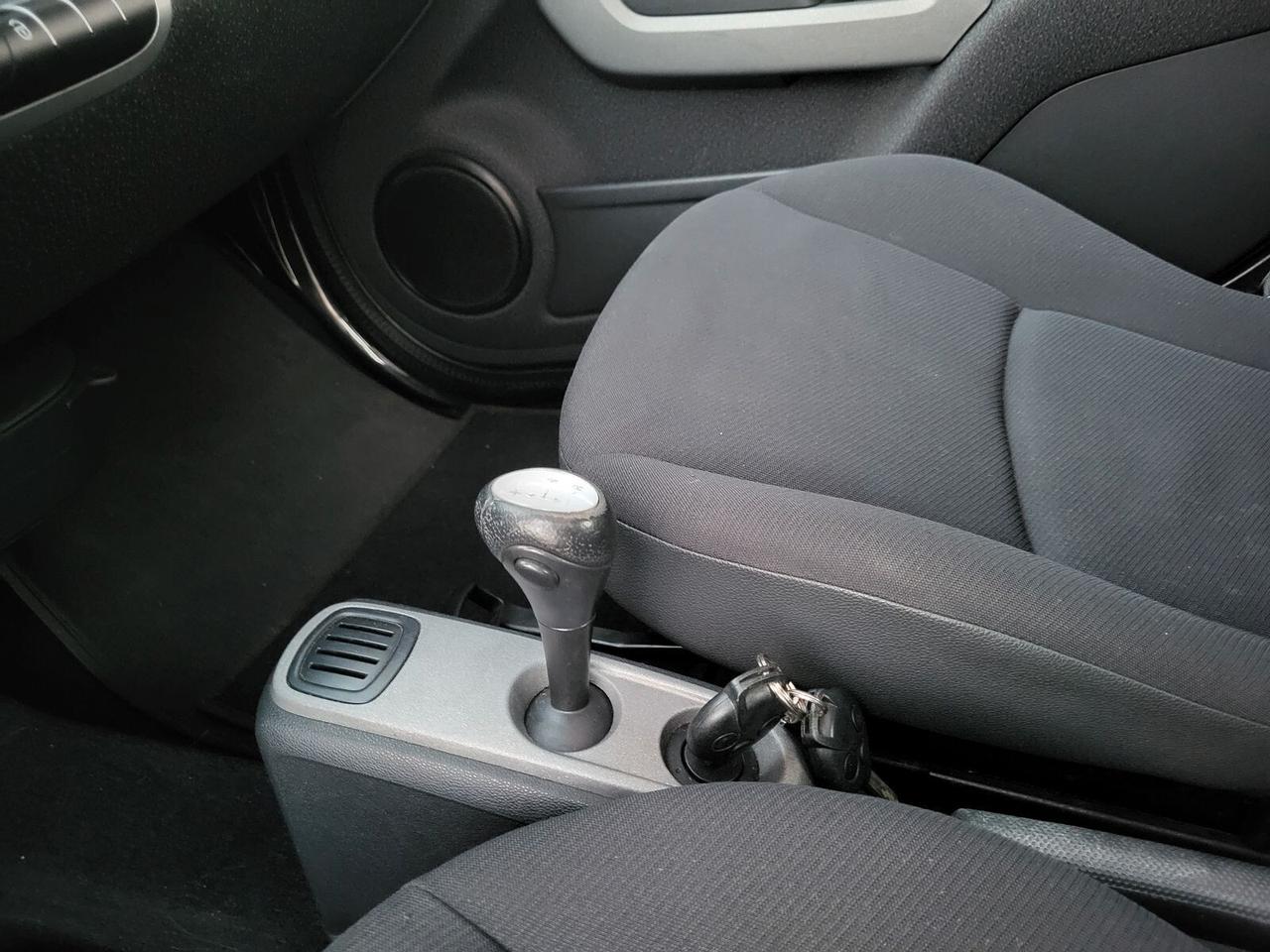 Smart ForTwo FOR TWO 800 CDI DIESEL "PULSE" CON SERVOSTERZO! MARCE F1 AL VOLANTE