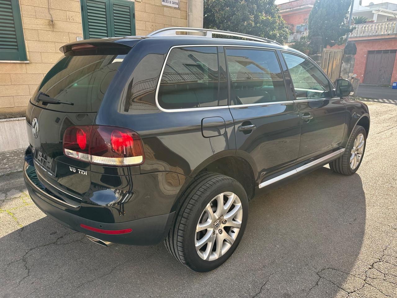 Volkswagen Touareg 3.0/240CV V6 TDI DPF tip. Exclusive