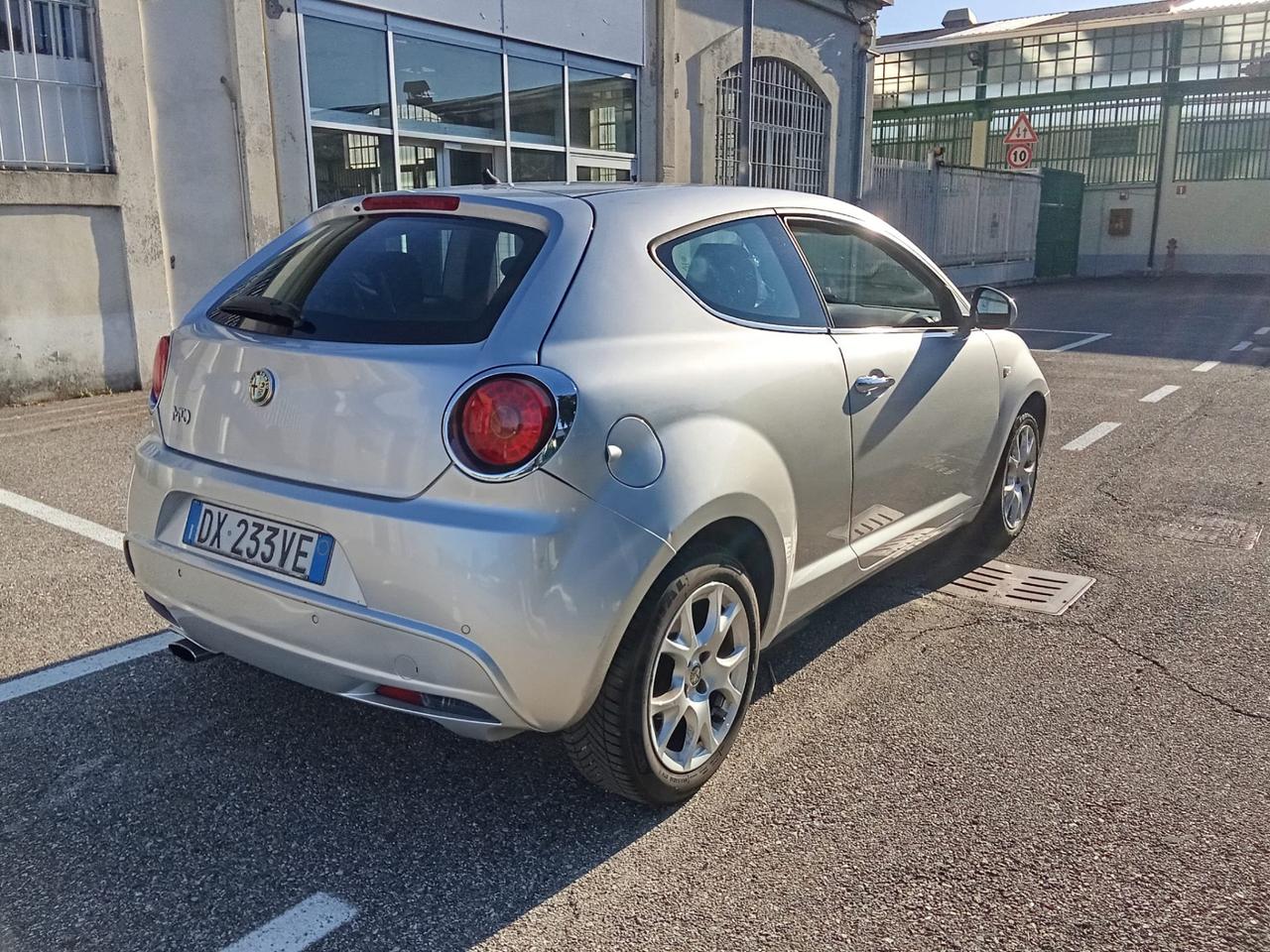 Alfa Romeo MiTo 1.4 105 CV M.air S&S Distinctive