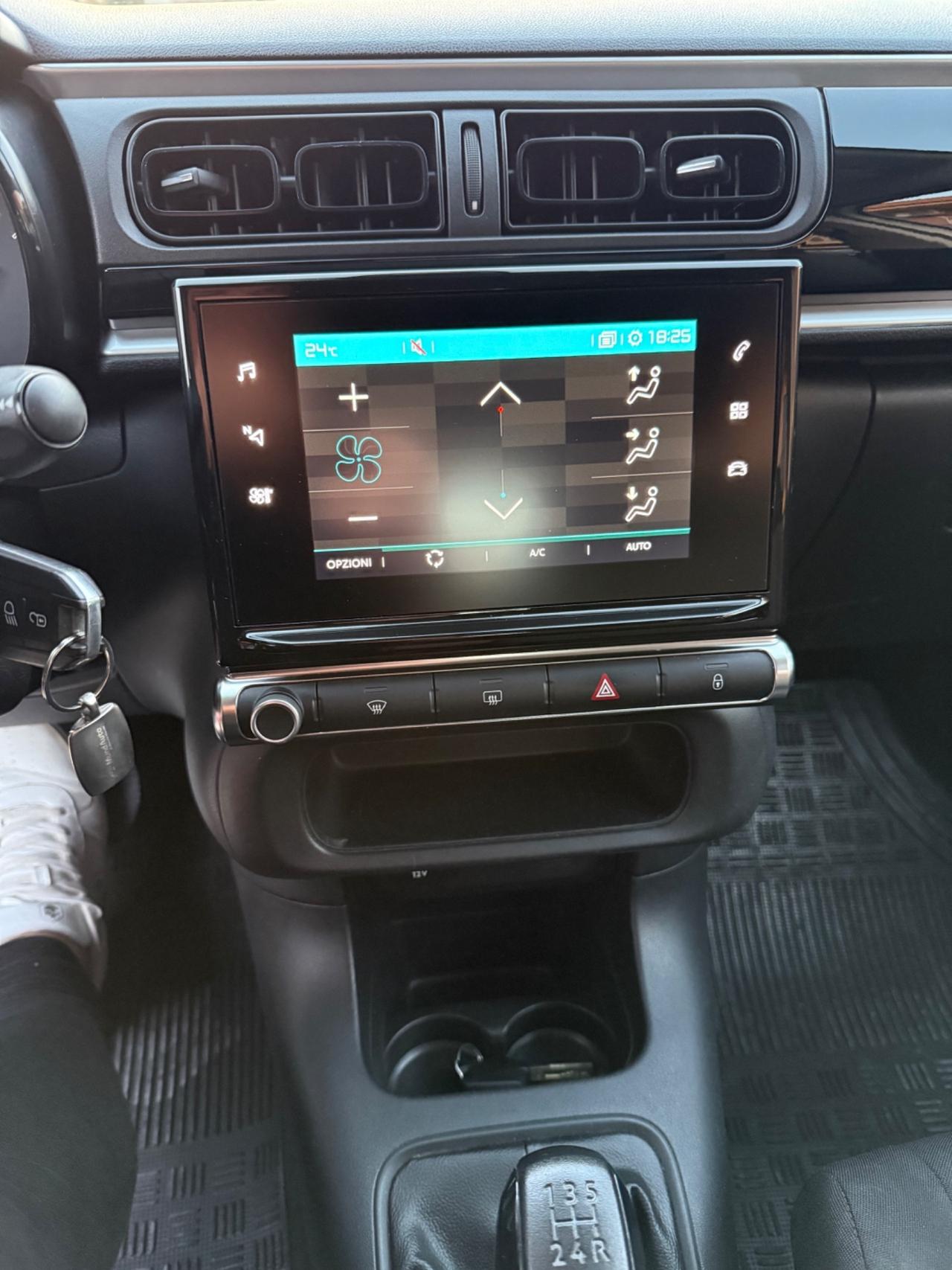 Citroen C3 PureTech 83 S&S Shine