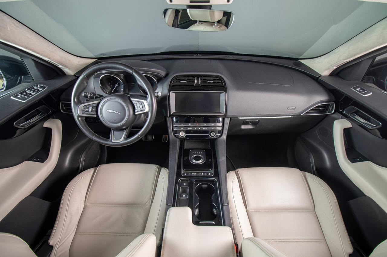 Jaguar F-Pace 2.0d Awd 180cv Auto Prestige