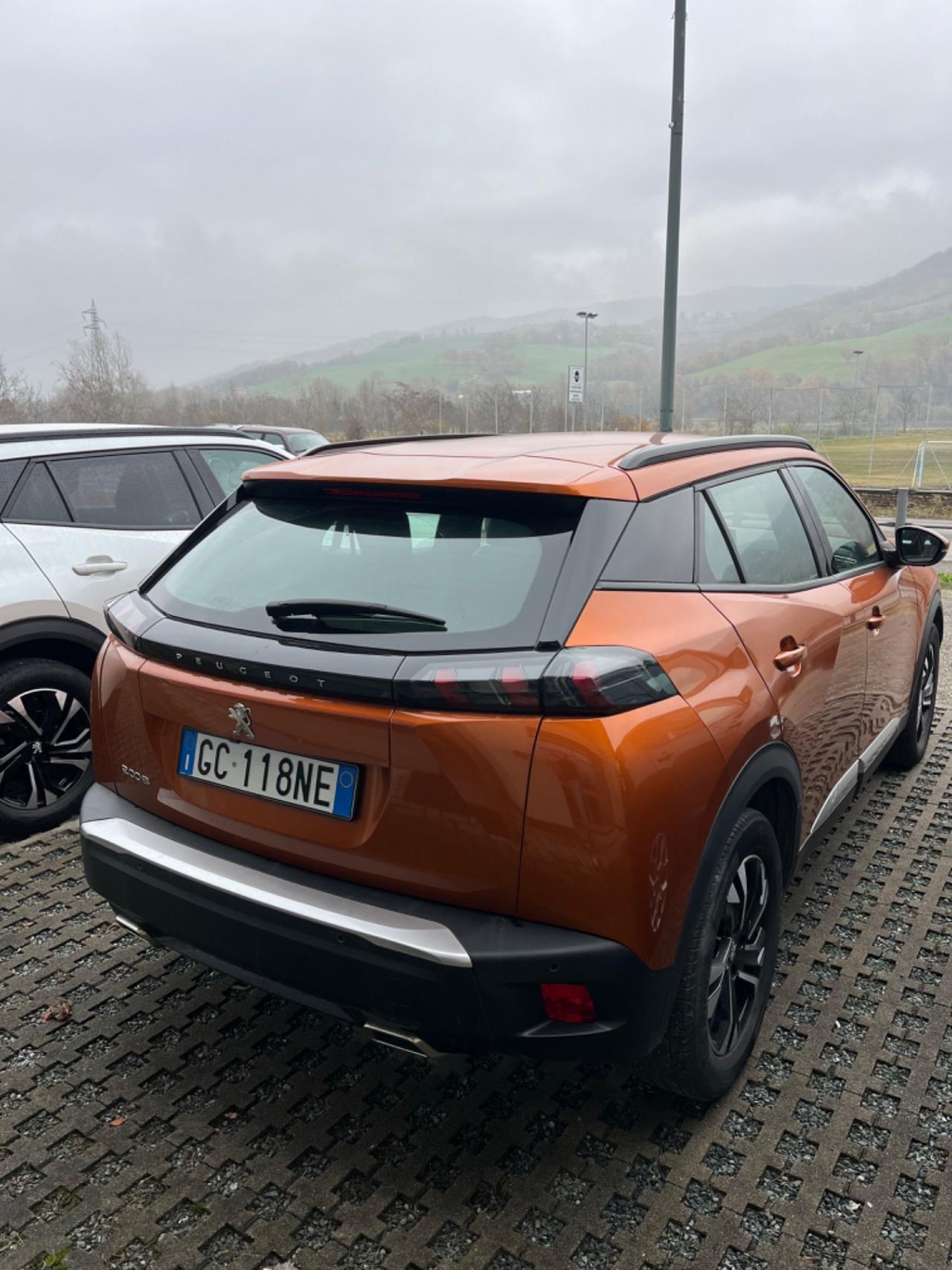 Peugeot 2008 PureTech 130 S&S EAT8 Allure