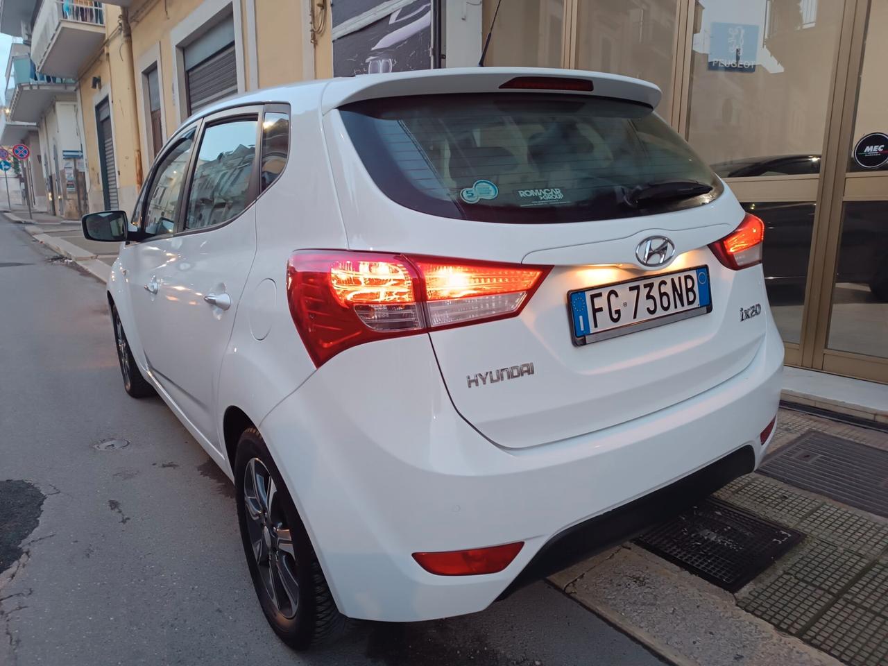 Hyundai iX20 1.4 CRDI 90 CV XPOSSIBLE TETTO APRIBILE FULL