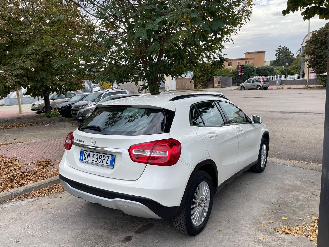 Mercedes GLA 180 d Automatic Executive