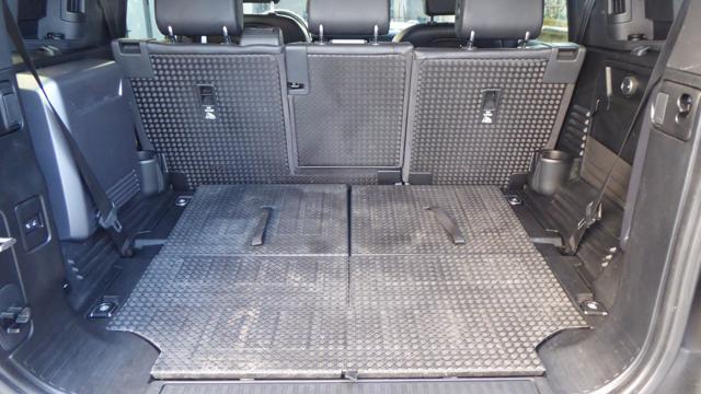 LAND ROVER Defender 110 2.0 SD4 AWD Auto S 7pt