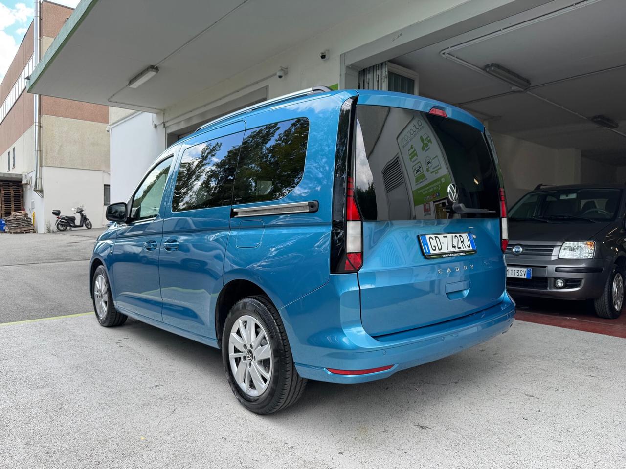 Volkswagen Caddy 2.0 TDI SPACE 5P GARANZIA 24 MESI