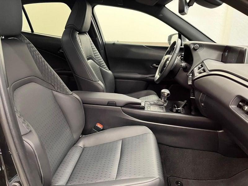 Lexus UX UX Hybrid 4WD Midnight