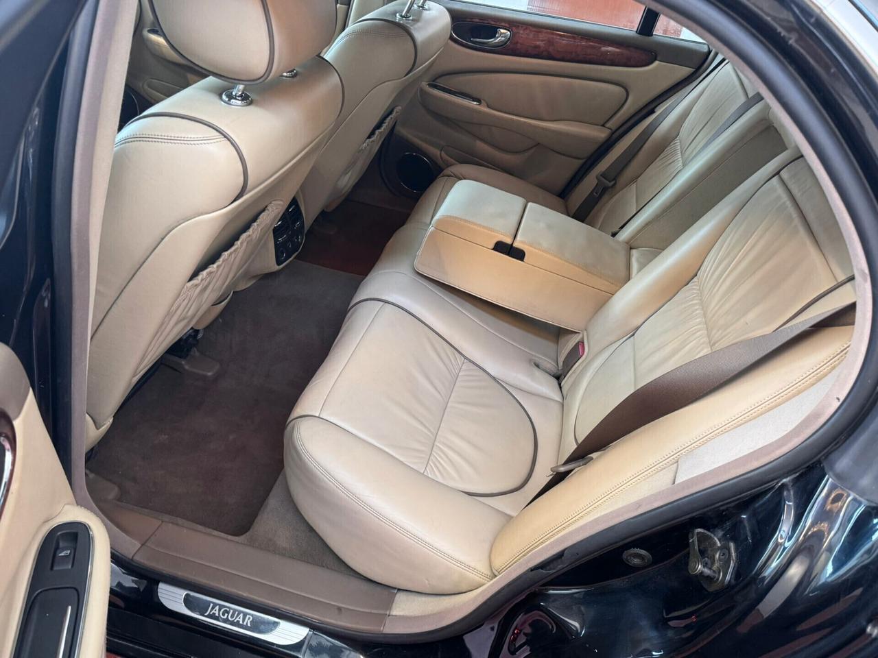 Jaguar XJ 4.2 V8 cat Sovereign