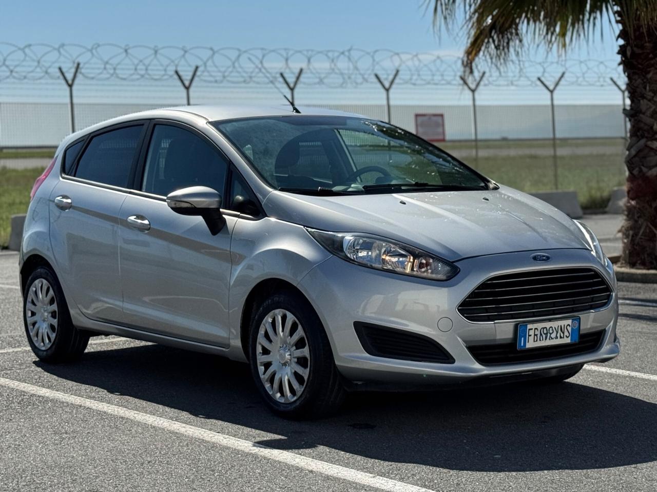 FORD FIESTA 1.0 BENZINA AUTOMATICA GARANZIA 12 MESI