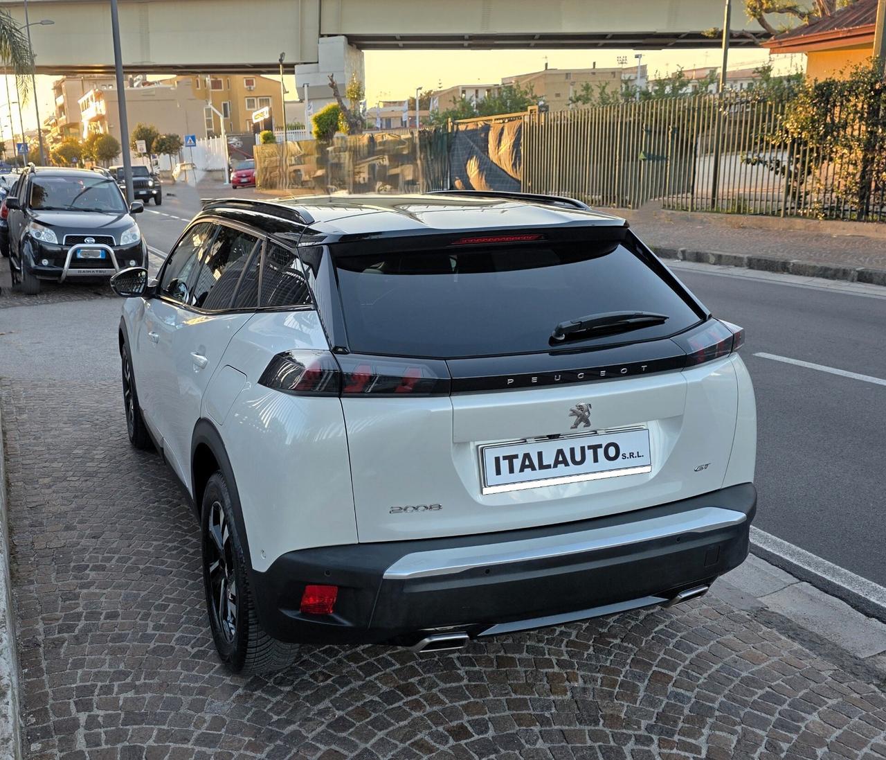 Peugeot 2008 PureTech 130 S&S EAT8 GT