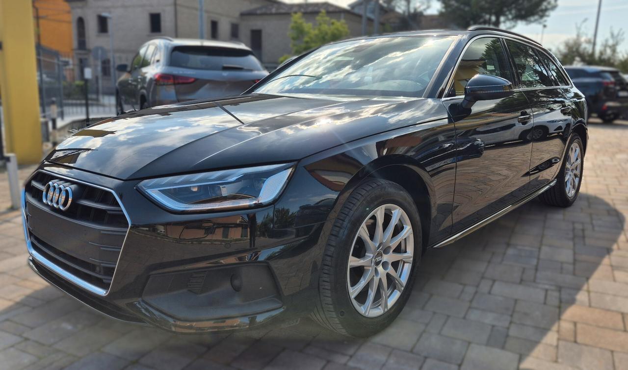 Audi A4 Avant 40 g-tron S tronic Business Advanced