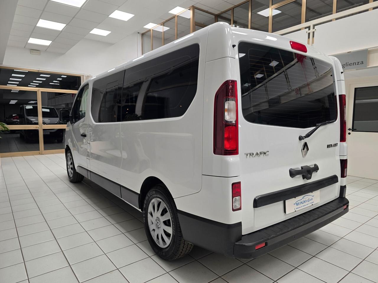 Renault Trafic T29 2.0 dCi 120CV PL-TN Intens 2020