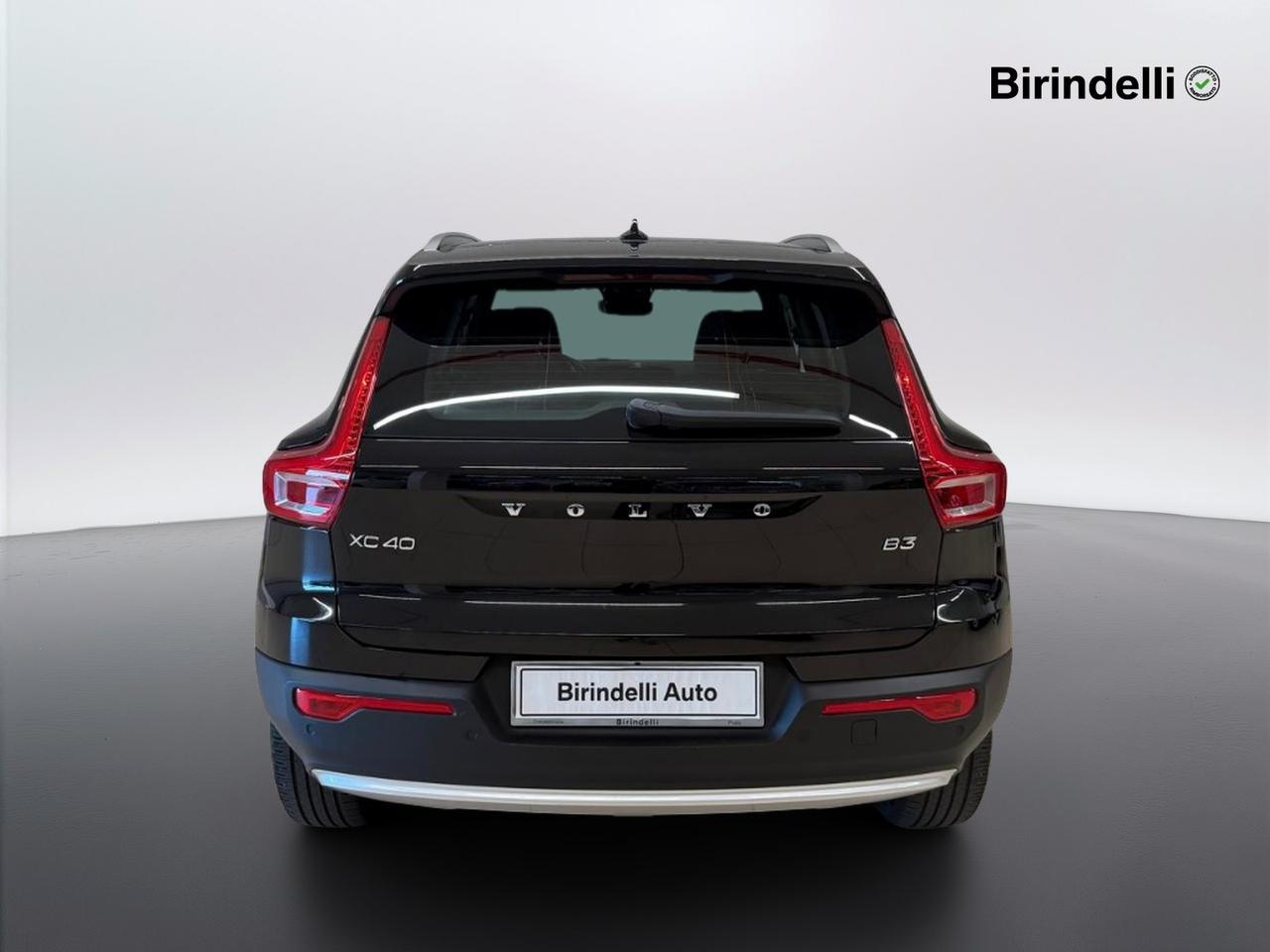 VOLVO XC40 (2017-->) - XC40 B3 automatico Core