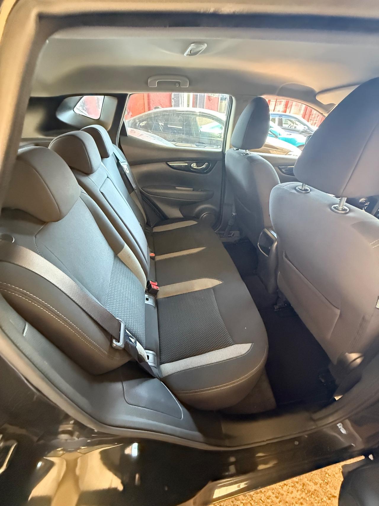 Qashqai 1.3 DIG-T 140 CV Tekna-unipro-rate-garanzia-E6